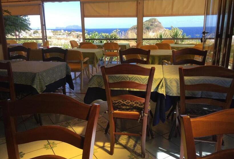 هتل Albergo Villa Mario