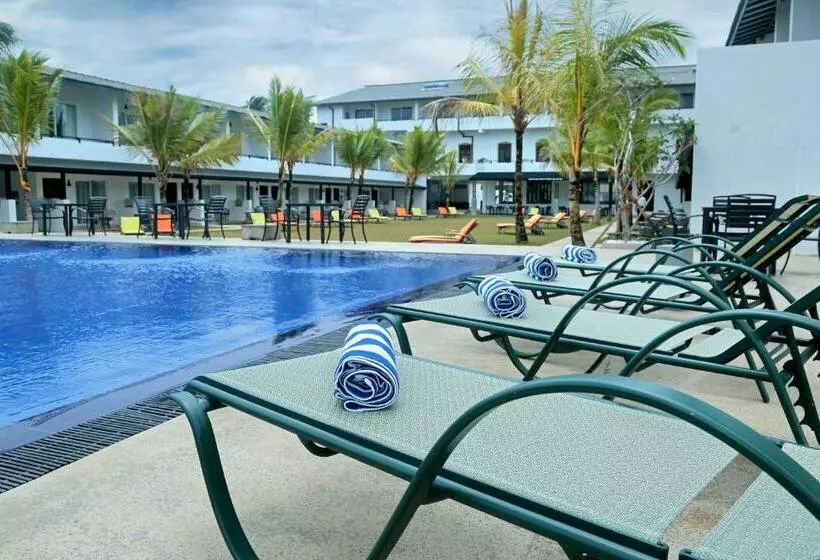 ホテル Coco Royal Beach Resort