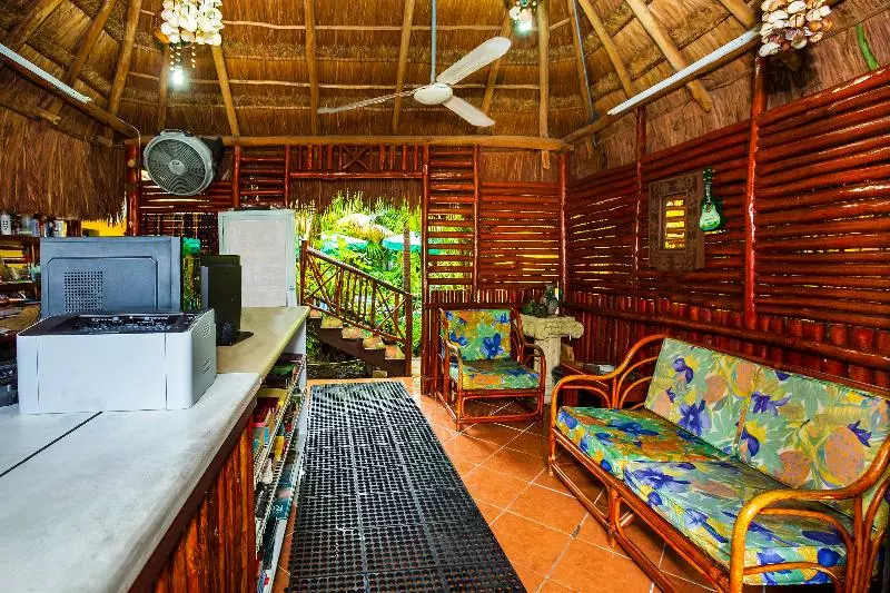 ホテル Oyo  Playa Del Carmen