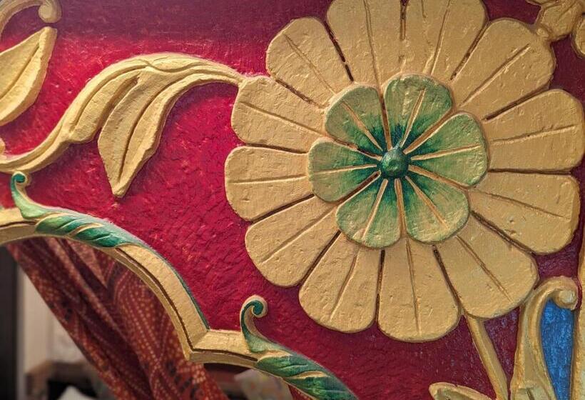 پانسیون Sadar Haveli Heritage