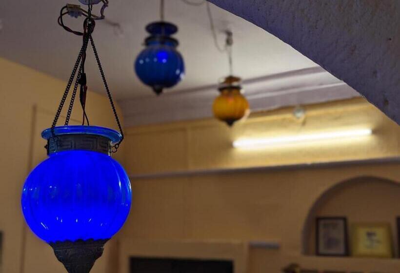 پانسیون Sadar Haveli Heritage