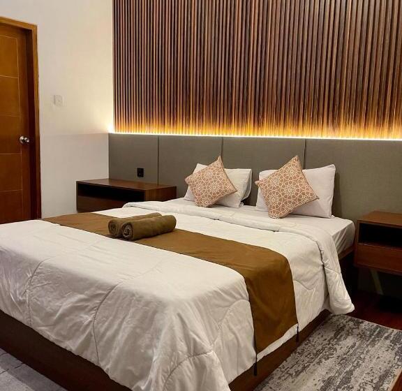 פנסיון The Kayuri