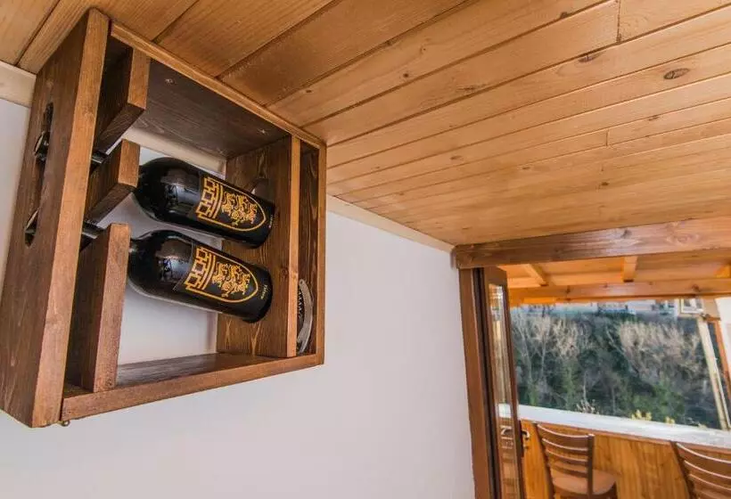 پانسیون The Lion's Residence