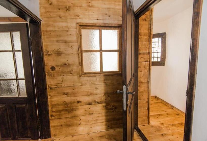 ペンション The Lion's Residence