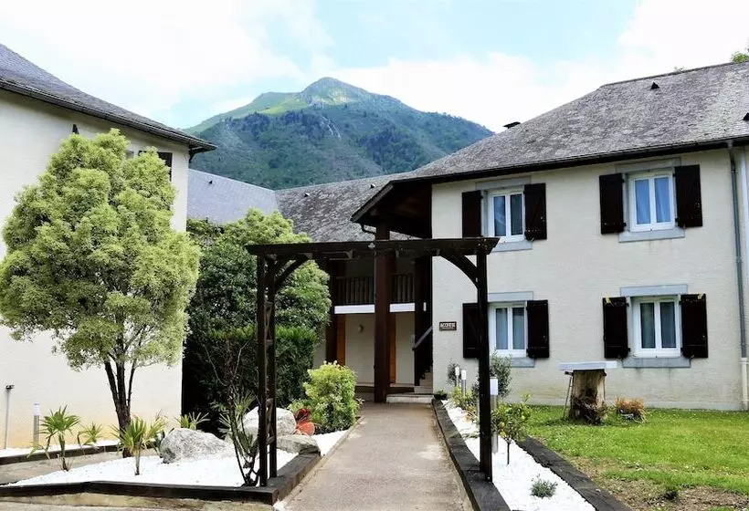 Hotelli Auberge De La Vallée D Ossau
