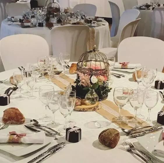 Hotelli Auberge De La Vallée D Ossau