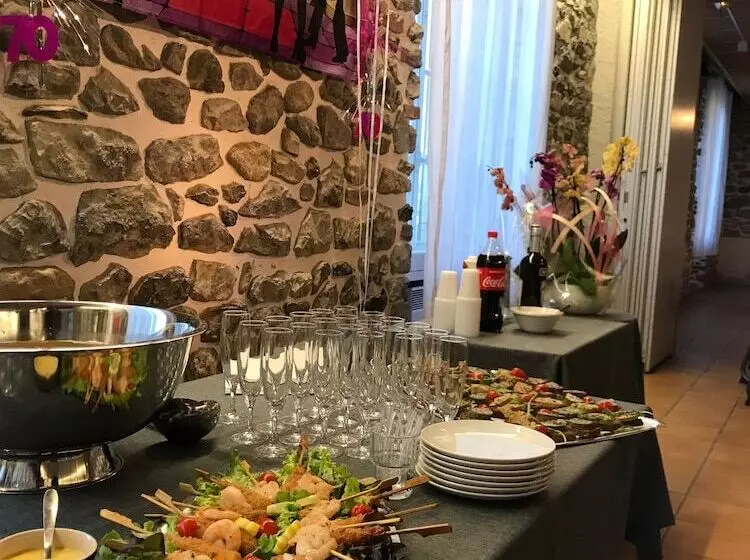 Hotelli Auberge De La Vallée D Ossau