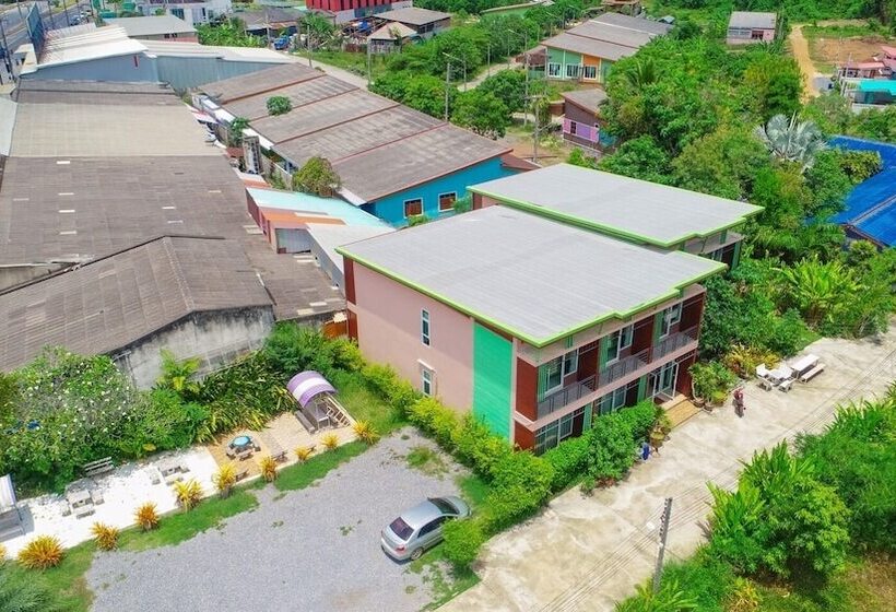 בית מלון כפרי Baan Suan Punpaka Resort