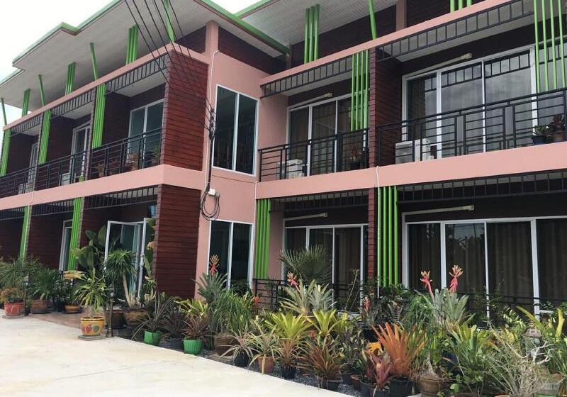 בית מלון כפרי Baan Suan Punpaka Resort