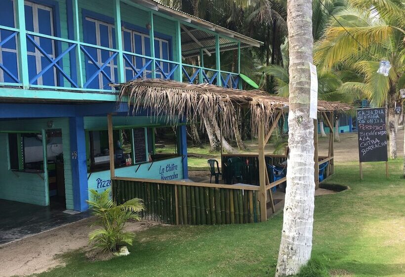 هتل Buccaneer Resort