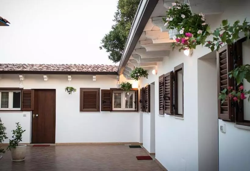 Hotelli Masseria D'aprile