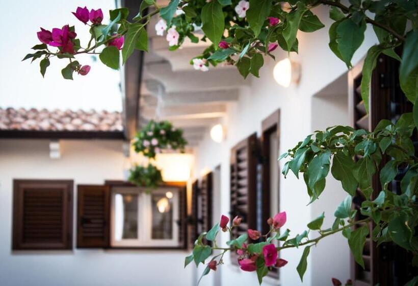 فندق Masseria D'aprile