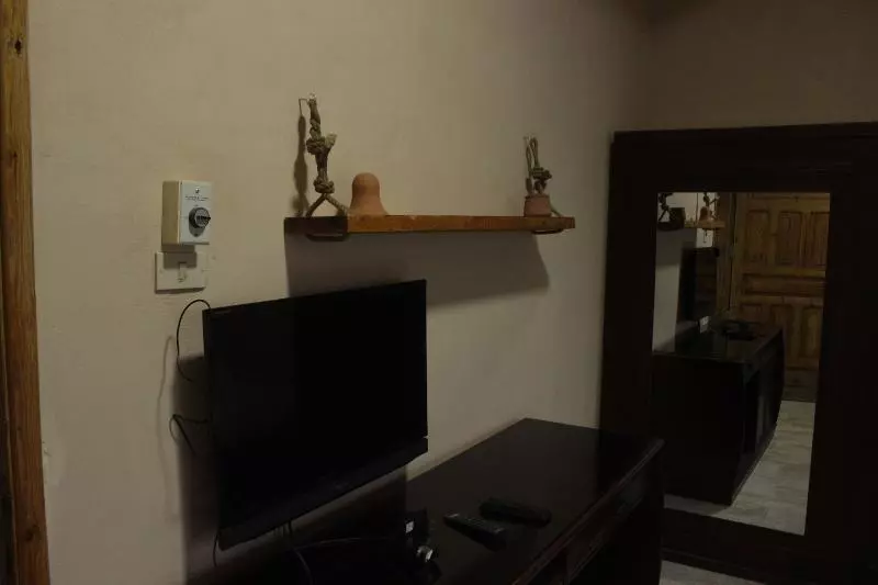 هتل Oak Tree Castle Hostel