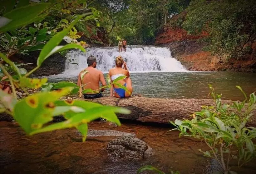 Hotel Waterfall Hostel