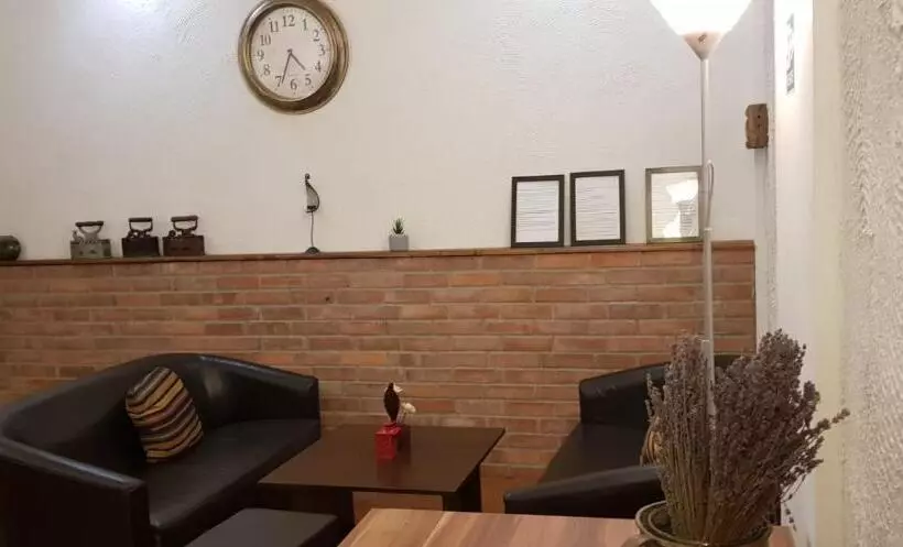 تختخواب و صبحانه Apartamente Private A&l View