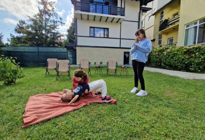 Bed and Breakfast Apartamente Private A&l View