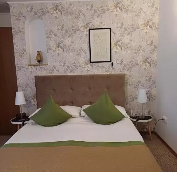 تختخواب و صبحانه Apartamente Private A&l View