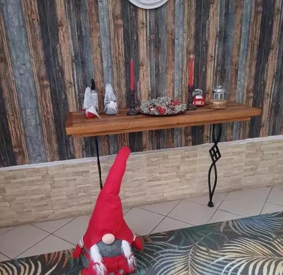 تختخواب و صبحانه Apartamente Private A&l View