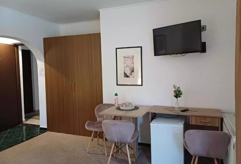 تختخواب و صبحانه Apartamente Private A&l View