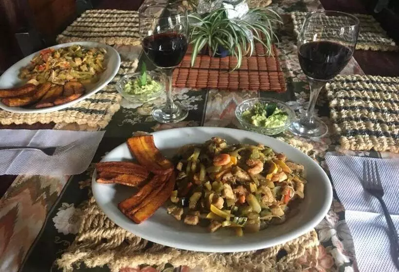 ベッドアンドブレックファースト Finca Renacer