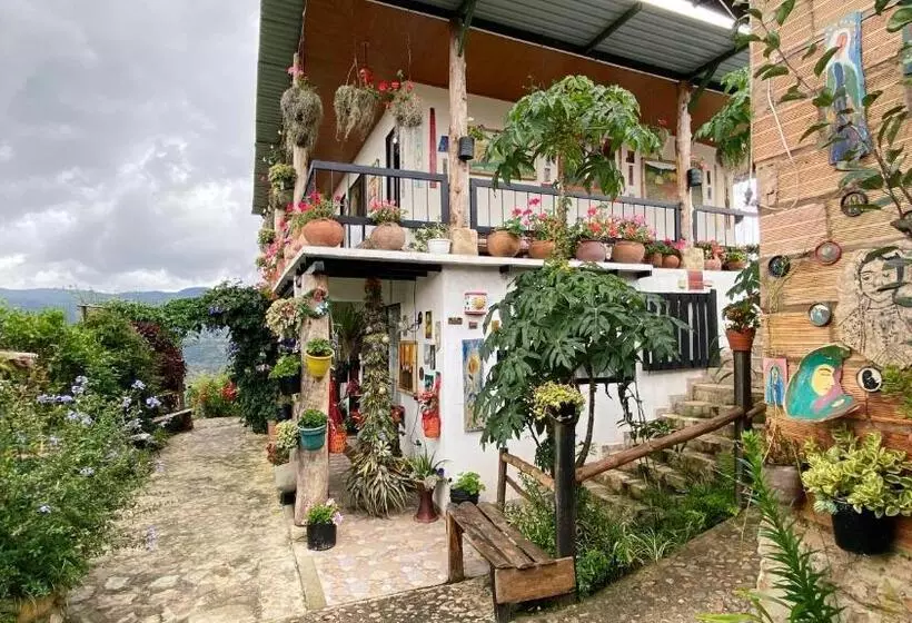 ベッドアンドブレックファースト Finca Renacer