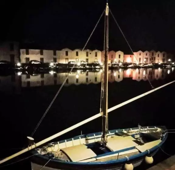 ベッドアンドブレックファースト Regnos Altos Boutique Rooms