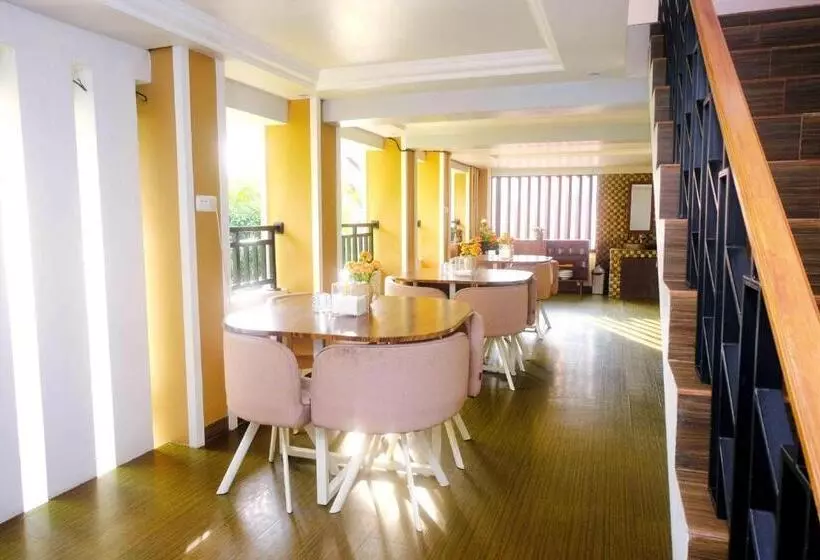 ホテル Guest House Bibong Makassar Mitra Reddoorz