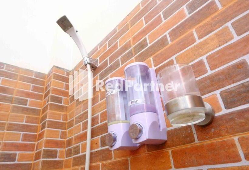 Hotel Guest House Bibong Makassar Mitra Reddoorz