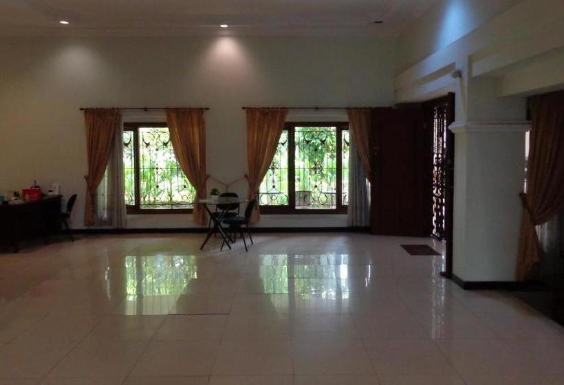فندق Jepara Residence