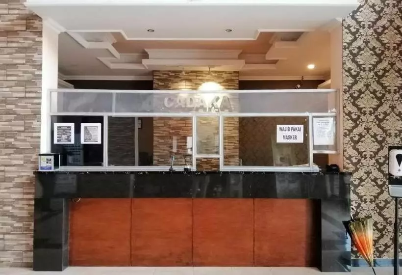 Hotel Oyo 90385  Cadaka