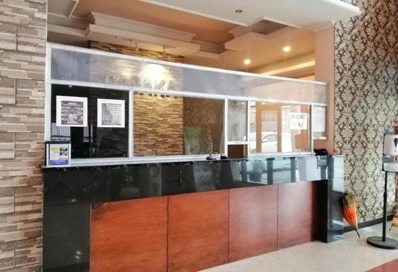 호텔 Oyo 90385  Cadaka