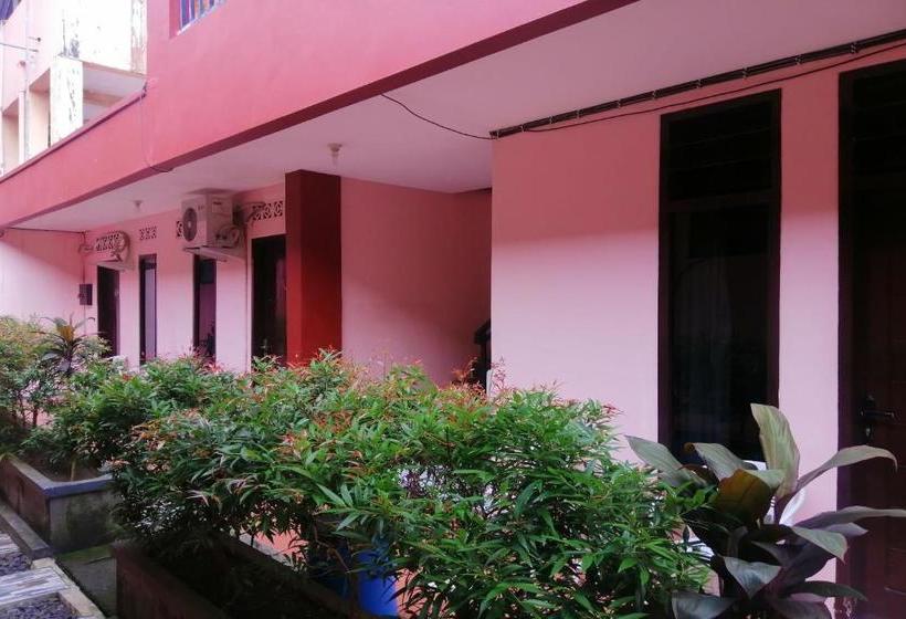 호텔 Oyo 90385  Cadaka