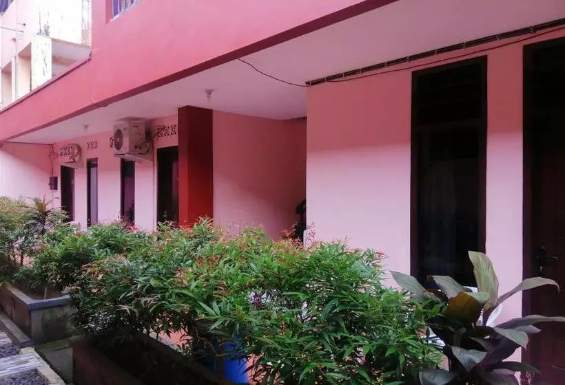 Hotel Oyo 90385  Cadaka