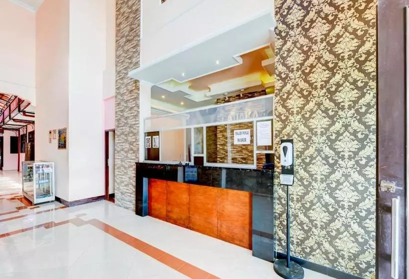 Hotel Oyo 90385  Cadaka