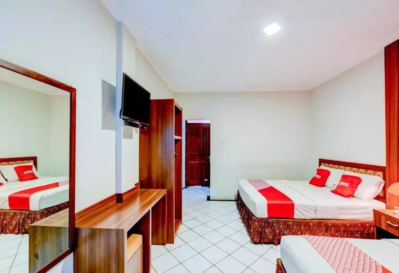 Hotel Oyo 90385  Cadaka
