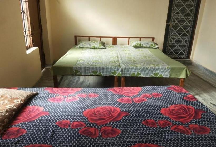 Hotel Spot On 73721 Sunitraj Palace