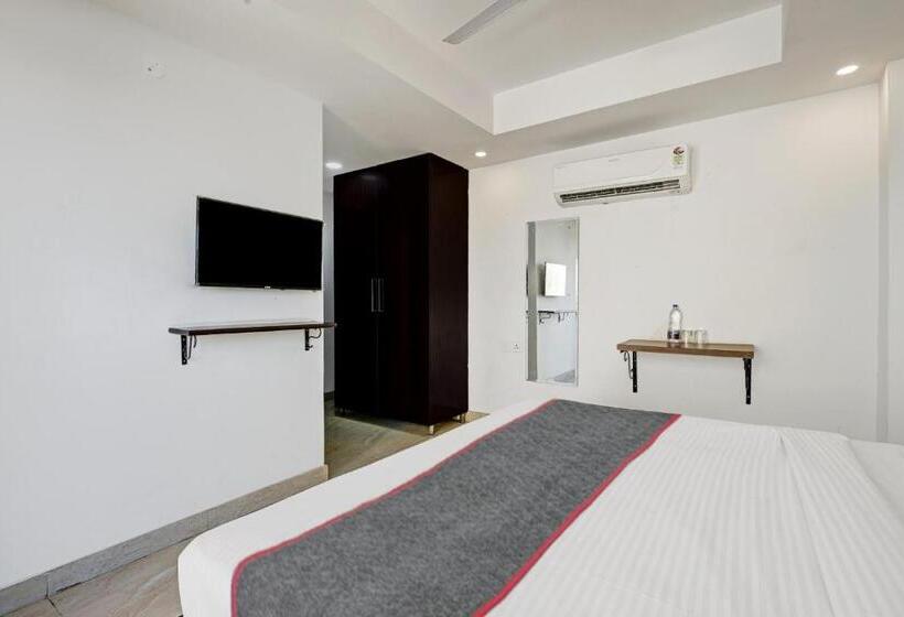 酒店 Super Townhouse Tipsyy Near Bestech Central Square Mall