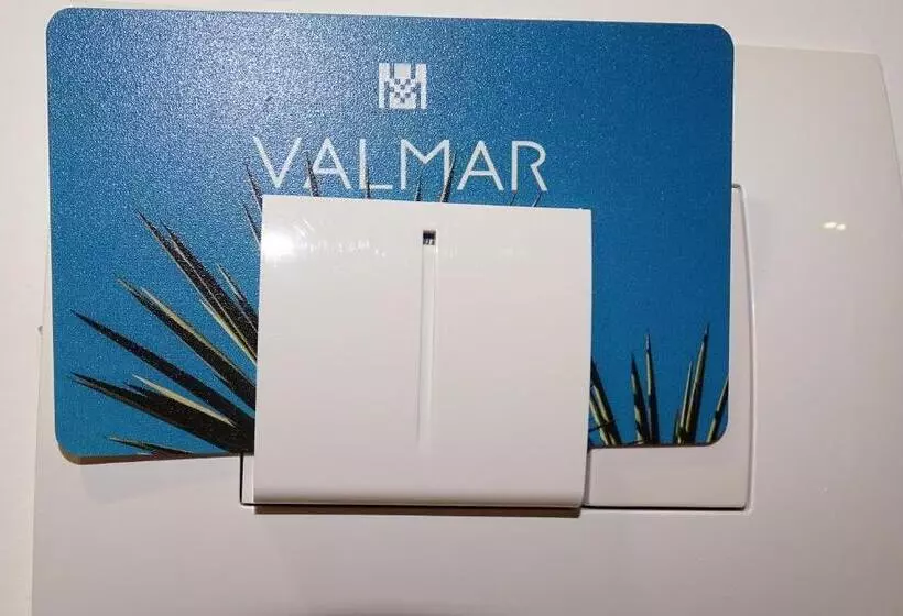 ホテル Valmar