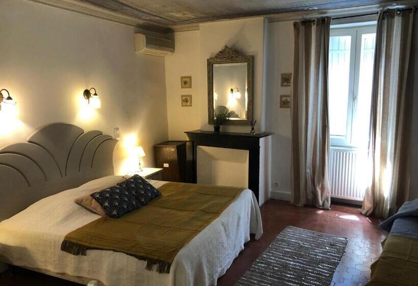 ベッドアンドブレックファースト La Maison Du Barry   Piscine   Billard   10 Personnes