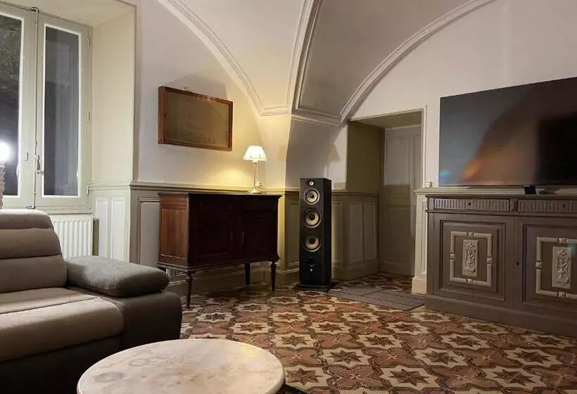 ベッドアンドブレックファースト La Maison Du Barry Piscine Billard 10 Personnes
