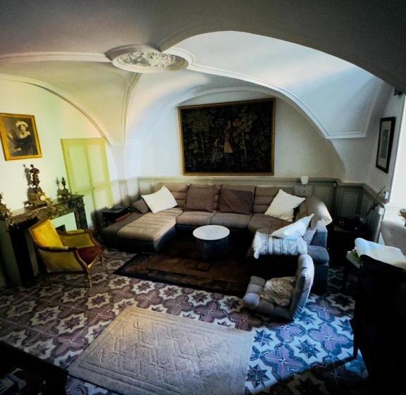 ベッドアンドブレックファースト La Maison Du Barry   Piscine   Billard   10 Personnes