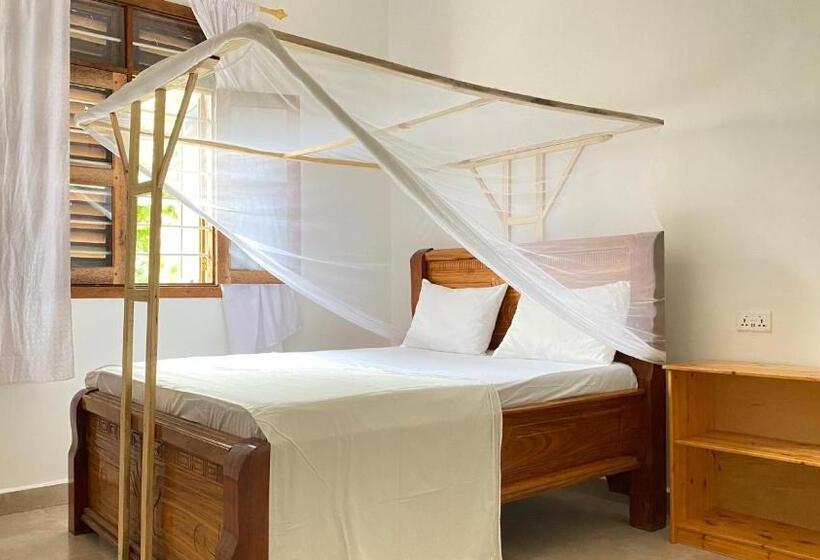 Bed & Breakfast Savi House Nungwi