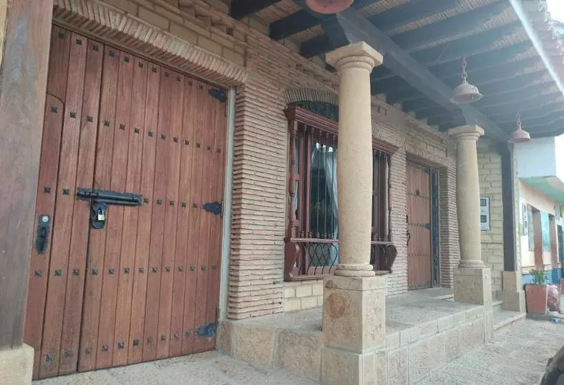 ホテル Casona Real Santa Barbara