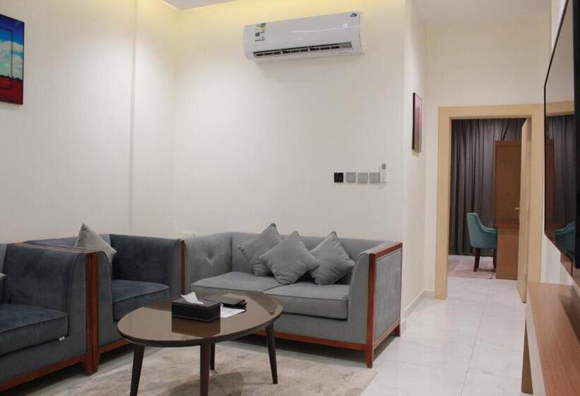 Отель Five Season