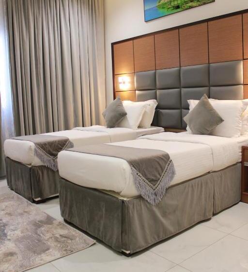 Отель Five Season