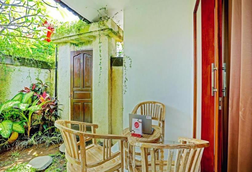 호텔 Oyo 90337 Wiguna Homestay