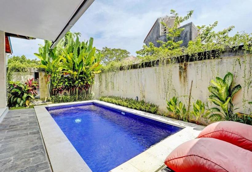 호텔 Oyo 90337 Wiguna Homestay