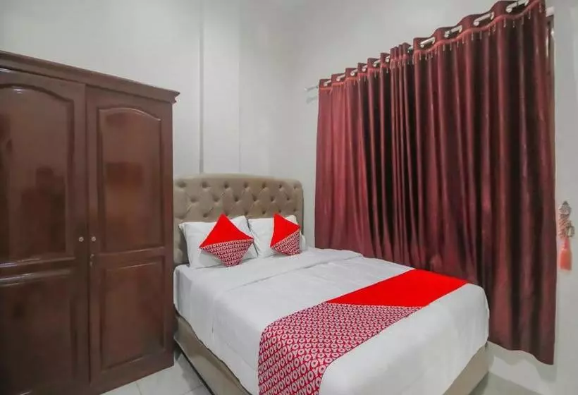 ホテル Oyo 90338 Rumah Yasmin Syariah