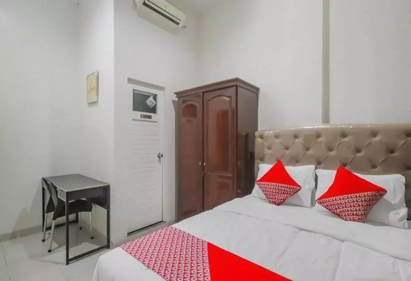 ホテル Oyo 90338 Rumah Yasmin Syariah