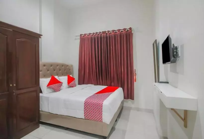 ホテル Oyo 90338 Rumah Yasmin Syariah